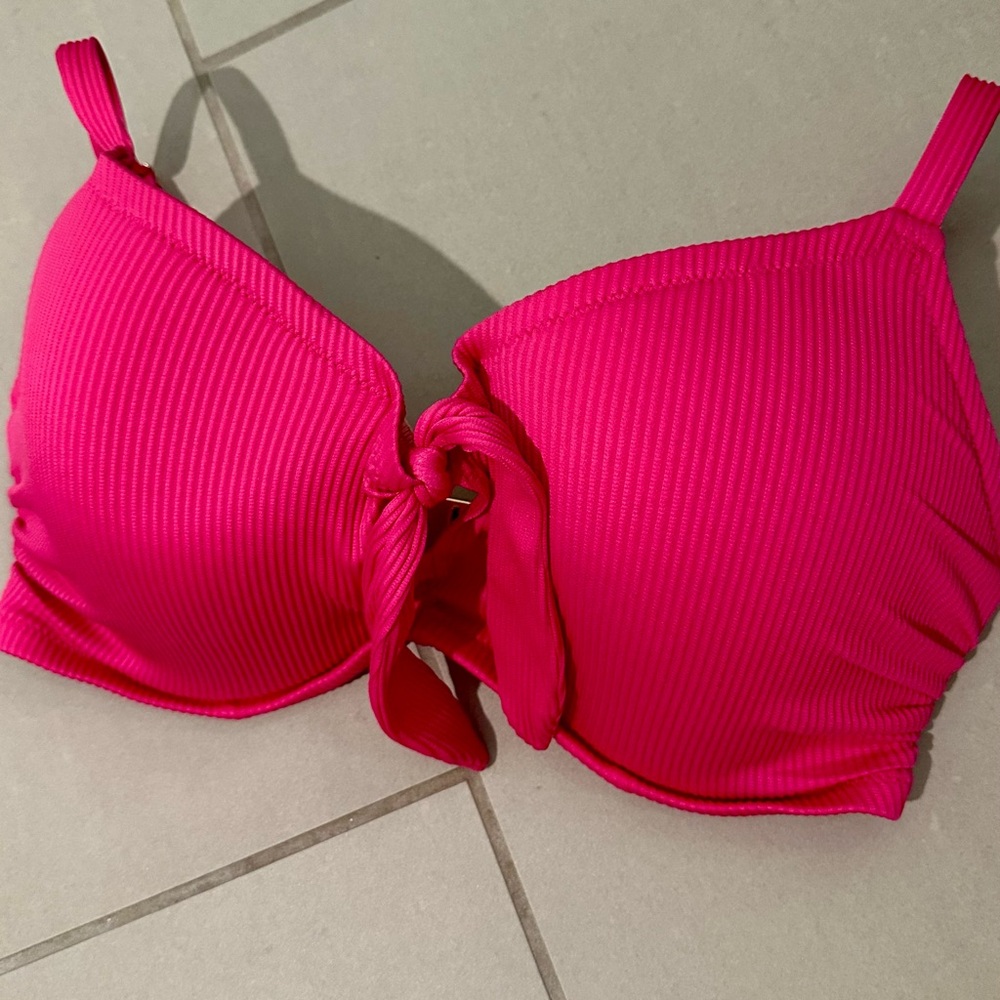 36DD pink bikini top